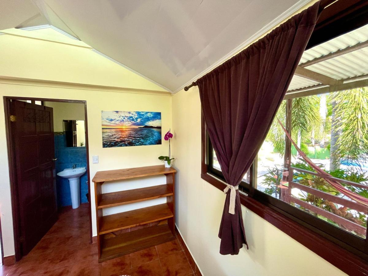 Hotel Brisa Del Mar à Playa Hermosa  Extérieur photo
