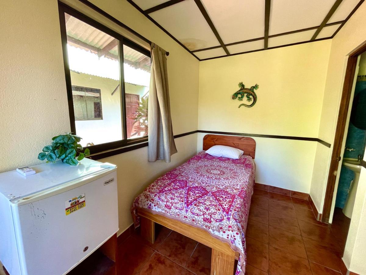 Hotel Brisa Del Mar à Playa Hermosa  Extérieur photo